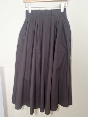 niko and... Easy Tuck Flare Midi  Skirt Size M